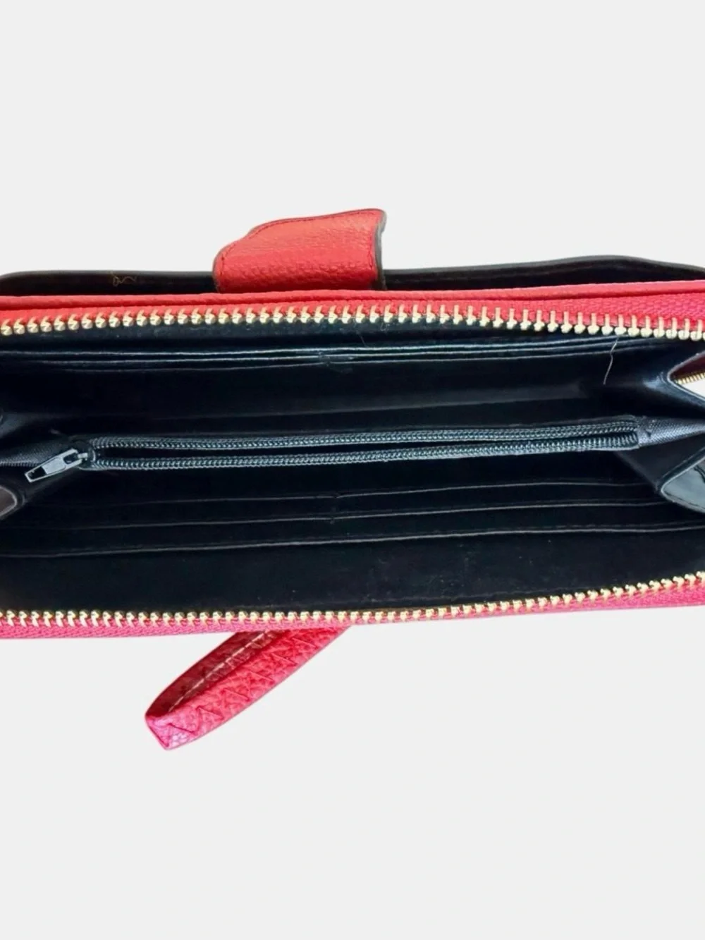 Preppy Minimalist Red Pebbled Faux Leather Zipper Wristlet Wallet Clutch